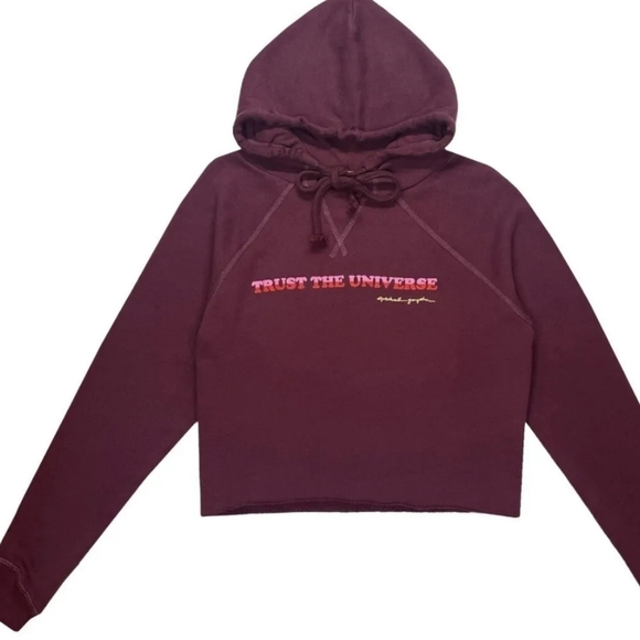 SPIRITUAL GANGSTER OLD SCHOOL FOLLOW TRUST THE UNIVERSE CROPPED BURGUNDY HOODIE - Picture 2 of 9